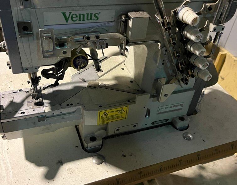 - INDUSTRIAL SEWING MACHINES